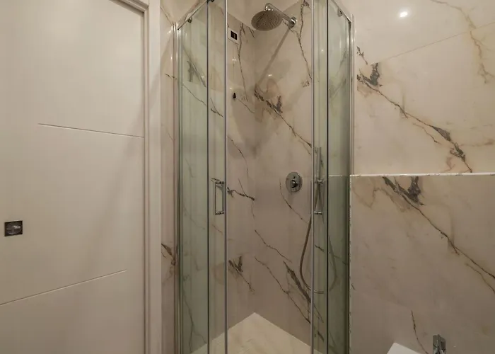 Guesthost - Charming Sallustiano Apartamento Roma